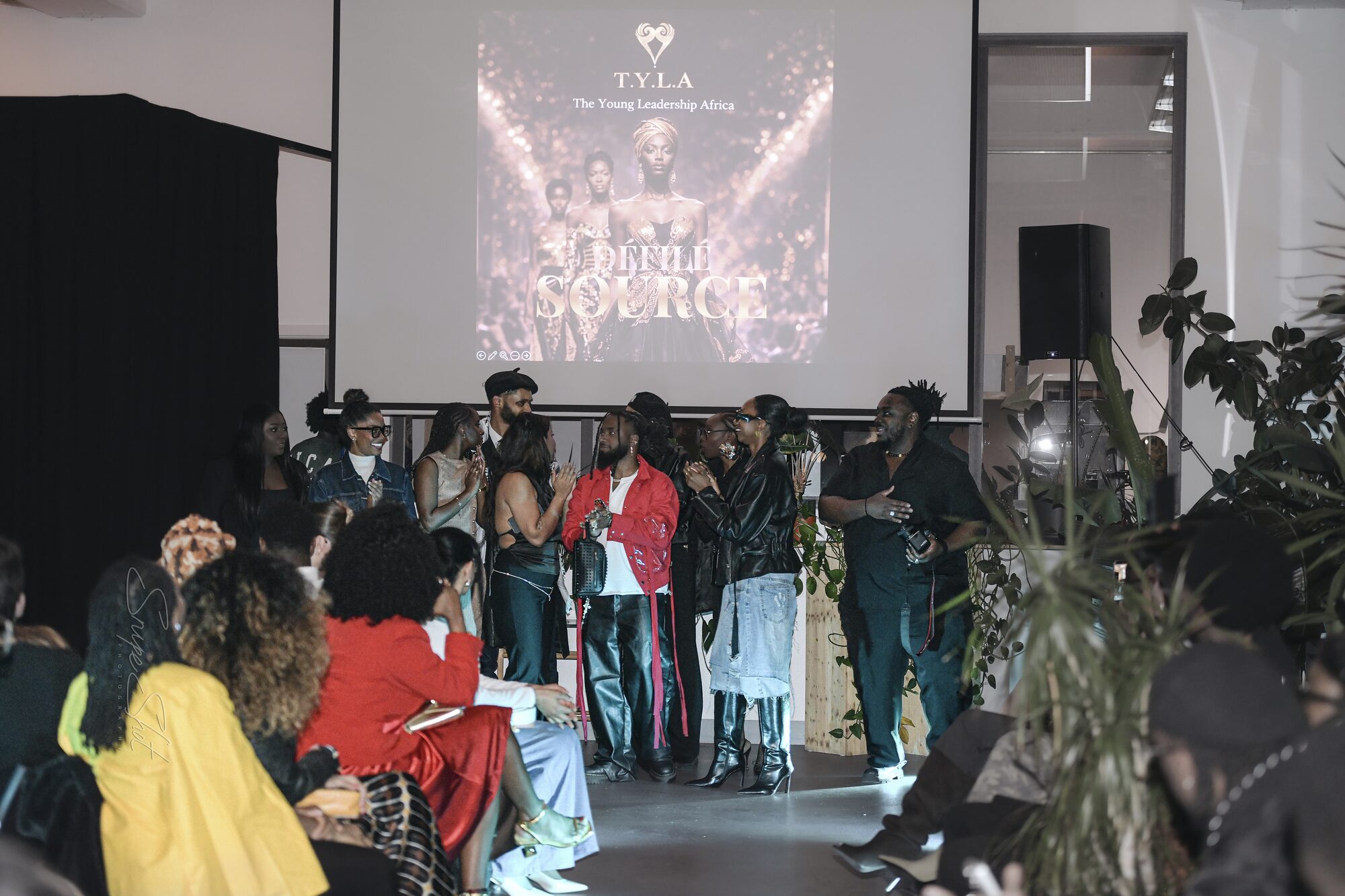 Photo J'AFFIRME Fashion Week
